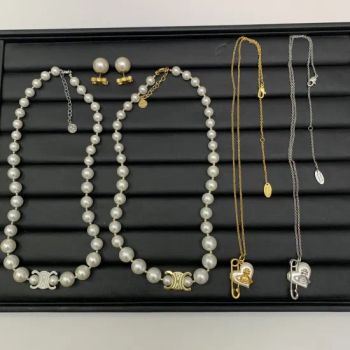 Specially Customized Love Pearl Necklaces, Earrings, Earrings, Beautiful Jewelry, Love Pin Earrings - Hebei Blue Whale Import and Export Trading Co., Ltd. - China