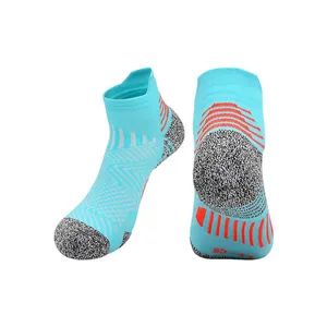 Customized High-Quality Sports Socks and Running Socks Style Regular Model NO. 0093 Quality Top High Logo Position Body Thickness - Guangzhou Healy Apparel Co., Ltd. - China