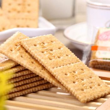 Mini Crispy Cream Cracker/ Onion Cracker Soda Biscuit Form Liquid Origin Beijng Texture Crispy Type Fruit Sugar Trademark - Beijing Meidan Food Co., Ltd. - China