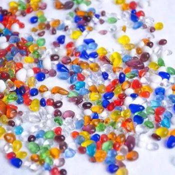 Hot Sale Various Colors Beads for Decorative Color Black Type Jewelry Brand Spring Material Glass Payment T/T,L/C Usage - Qingdao Spring Glass Company Limited - China