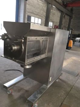 Versatile Oscillating Granulator for Chemical Catalysts - Xinxiang Unitfine Machinery Co., Ltd. - China