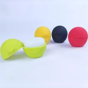 Vanilla Flavor Lip Balm Natural Lip Care Strawberry Flavor Moisturizing Natural Organic Woman's Lip Balm - NINGBO KINPACK COMMODITY CO., LTD. - China