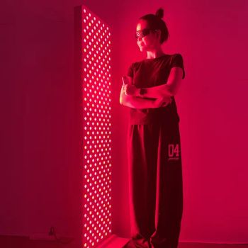 3000W Red Light Therapy Panel with 30-Degree Beam for Pain Management - Shenzhen Ilux Technology Co., Ltd. - China