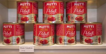 Canned Peeled Tomatoes (2.5KG) Type Tomato Weight 15 Kg Style Canned Origin Thailand Pack Size 6x2.5Kg Brand Name La -  DAEWKAEW PANTAMANG Co., Ltd - Thailand