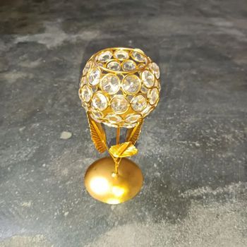 Metal,Crystal Crystal Brass Akhand Diya, 120 mg Strength 120 mg Packaging Size 6 - H.A.Handicrafts - India