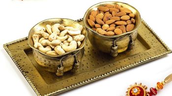 Brass Finish Dry Fruit Bowl Set Finish Brass Finish Content Type Dry Fruits Gift Purpose Ideal Gift Selection Method Hand - Narula Handicrafts - India