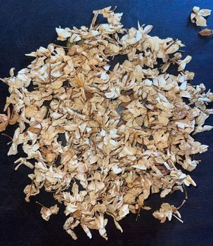 Jasmine Flower Grade A Origin Egypt Type dried flowers Crop Season June 2025 Packaging 3 Kg Carton Box Drying Process sun & machine - El-higaze group - Egypt