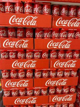 Refreshing Coca Cola 330ml x 24 Cans and 500ml 20oz Bottle Drinks with Premium Quality Best Quality Sale from PLANETE COMMERCE Refreshing Coca Cola 330ml x 24 Cans and 500ml 20oz Bottle Drinks with Premium Quality Best Quality Sale - PLANETE COMMERCE - France