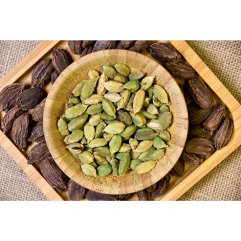 Superior Green Cardamom Whole Pods Rich Aroma Cardamom 99% Natural Fresh Spices For Export And Bulk Orders - malter group - Tanzania