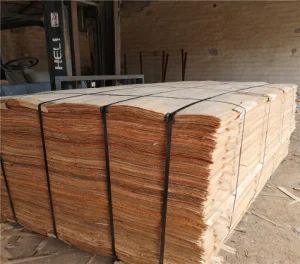 The Cheapest Grade Cc /Dd China Manufacturer Pine Core Layers Grade Bb / Cc Pine Veneer for Plywood - Shandong Hongsheng Import and Export Co., Ltd. - China