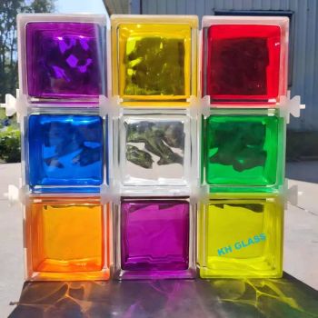 Inner-Color Cloudy Clear/Blue/Brown/Red/Green/Pink/Purple Glass Blocks for Elegant Architectural Designs - QINGDAO KH MATERIALS CO., LTD - China