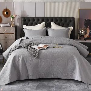 Noble and Elegant Solid Color in Floral Classic Heat Ultrasonic Pattern Quilt Cover Sets for Au Market - Hangzhou Winde Home Furnishing Co., Ltd. - China