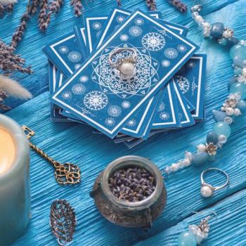 Custom Oracle Cards with Exquisite Gift Box Printing Tarot Cards with Book Printed - Carrie Smart (Shenzhen) Co., Ltd. - China