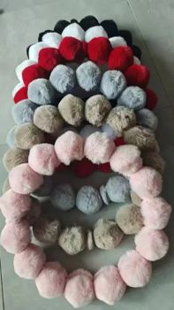 Exquisite and Lovely Winter Style Lady Use Steering Wheel Cover - Enter Link Services Co., Ltd Gz - China