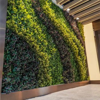 Customized Evergreen Artificial Plants Grass Wall Tropical Jungle Style Artificial Plant Greenery Backdrop Fake Hang Plant Wall - Shenzhen Shangpin Flower Art Design Co., Ltd. - China
