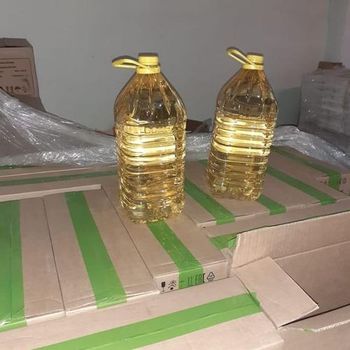 Professional Refined Sunflower Oil Excellent Quality Wholesale Price Reliable Cooking Oil for Restaurants Cafes from PLANETE COMMERCE Professional Refined Sunflower Oil Excellent Quality Wholesale Price Reliable Cooking Oil for Restaurants Cafes - PLANETE COMMERCE - France