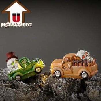 Creative Personalize Retro Cartoon Resin Model Cars Skull Halloween Gift LED Light - Quanzhou U-Wanting Art & Crafts Co., Ltd. - China