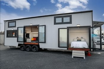 3 Bedroom Modular Container Mobile House On Wheels (Mountain-Style) - senesie mfg llc - United States