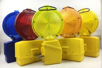 Big Base High Brightness LED Traffic Cone Lamp Flashing Safety Lights - Beijing Roadsafe Technology Co., Ltd. - China