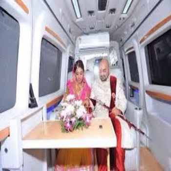 Vanity Van Rental in Dharamshala for Events Amy Events Service Availability 24/7 Across India Price Availability Luxury And Budget - Amy Events - India