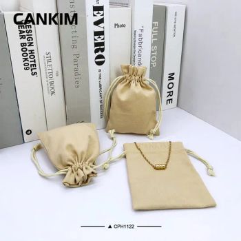 Khaki Fabric Custom Logo Drawstring Pouch Packaging Bags Toiletry Travel Pouch Pouch Bag for Clothing - Guangzhou Cankim Co., Ltd - China