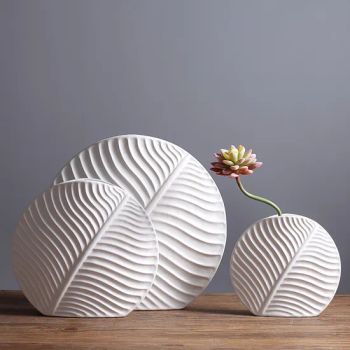 Ceramic Flat Flower Vases with Flower Arrangement Shape Round Trademark no Origin China Model NO. CV01 Style European Pattern - Xiamen Athome Household Products Co., Ltd. - China