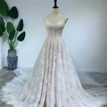 Elegant Soft OEM Factory Designed High Quality Wedding Dresses and Party Dresses for Ladies and Girls - Suzhou Gilka Trading Co., Ltd. - China