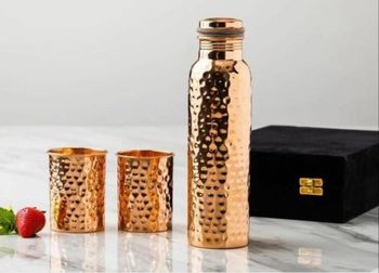 Capacity: 1000 ml Copper Drinkware Set Size Medium Finish Polished Shape Cylindrical Usage/Application Home Capacity 1000 Ml, 1000 - M.M. Handicrafts - India
