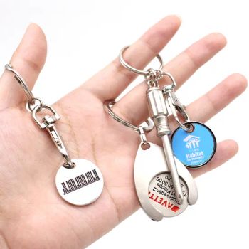 Pretty Decorative Custom Design Metal Gold Plated Glitter Hot Air Balloon Keychains for Fiesta - Zhongshan Rich Gift Limited - China