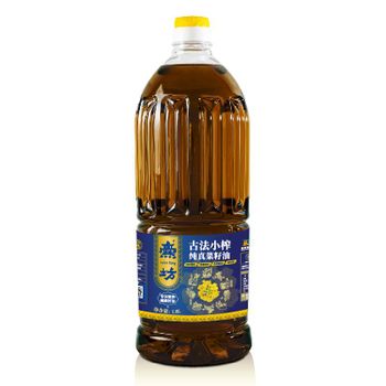 Selected rapeseed oil from Luoping, Yunnan, China, and sunflower oil packaged in plastic barrels for great value - Yunnan . - China