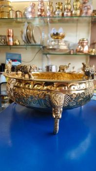Round Super Fine Finish Brass Elephant Urli Shape Round Design Round Color golden Material Brass Finish Super Fine Packaging Type - Prince Marketing - India