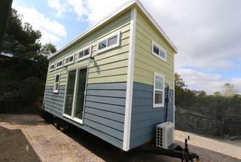 9 x 24 New Tiny Home on Wheels full kitchen bath & master bedroom bottom floor - senesie mfg llc - United States