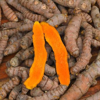 Natural Turmeric Root For Health Product Formulations Food Processing Applications And International Distribution - TOSOH INTERNATIONAL - South Africa