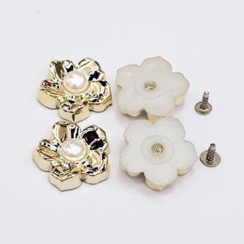 Fashion Plastic Bump Nail Flowers Colorful Beautiful Shapes Rivet for Clothes Bag Accessories - GUANGZHOU BOLIAN GARMENT&BAG ACCESSORIES CO., LTD. - China