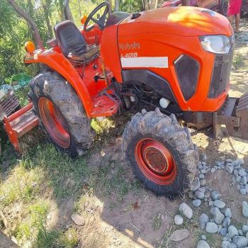 Heavy Duty Kubota L4018 Tractor With Four Wheel Drive For Tough Farming Conditions And Daily Operations - Smart Agri GmbH - Germany