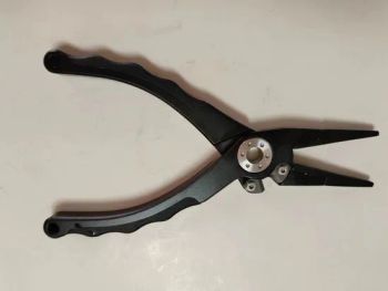 Fishing Pliers Long Reach Hook Remover Pliers Size Middle HS Code 78060090 Sample Avaliable Origin Guang Dong Model NO. ST-3131B - Guang Dong Yong Huang Leisure Products Co., Ltd. - China