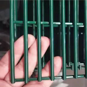 Eco Friendly 868 Metal Twin Wire Fence Powder Coated Security Fence for Farms Driveway Gates and Fence Accessories - Anping County Kasha Metal Products Co., Ltd. - China