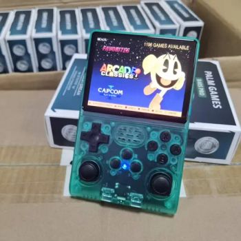 Best Seller 3.5inch Large Screen Handheld Game Console R40s PRO Video Game Consoles Preinstalled 30000+Games 256g - Shenzhen Junrong Electronic Company Limited - China