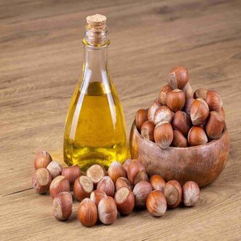 Premium Hazelnut Oil Bulk Supply Rich in Oleic Acid and Vitamin E for Cosmetic Food and Pharmaceutical Applications - agroturaspzoo - Poland