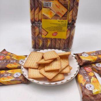 Salty Soda Crackers Chewy Crackers Low Sugar Low Fat Tasty Cheese Soda Biscuits - Xiamen Oasis Food Co., Ltd. - China