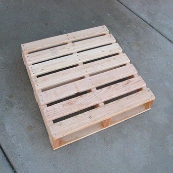 Strong Pine Euro Pallet 1200 X 800 New Double Faced 4 Way Wooden EPAL Standard Pallet For Factory Storage Distribution Center And Global Export Wooden Pallets Wholesale Supplier, Bulk Supply High-quality Euro EPAL wood pallets available - wood traders - Poland