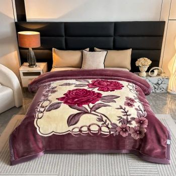 Wholesale Luxury Bedding Weighted Cushion Sofa Heated Blanket Bed Cotton Wool Thermal Baby Blanket Soft - Chongqing Meimei Trade Co., Ltd - China