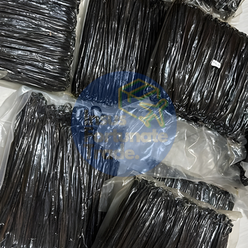vanilla beans Form Whole Pods Delivery Form pack Features Organic, Without Additives Origin Indonesia, Madagascar, Papua New Guinea - PT INSUS FORTUNATE TRADE - Indonesia