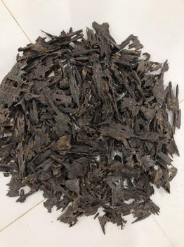 Oud chips ant natural 1 Age 30-50 Years Material Oil-free Wood Manufacturing Process Carefully Chiseled By Incense - tramhuongvietnamvn - Vietnam