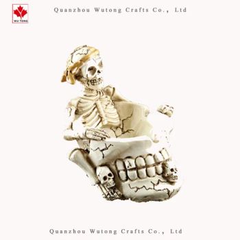 Halloween Skull Decoration Table Ashtray Resin Craft - Quanzhou Wutongcrafts Co., Ltd. - China