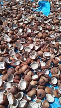 Copra Origin Indonesia Features Organic Impurity Level Low Oil Content Good, Standard Broken Percentage Higher, - Indcocopro - Indonesia