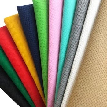 Non-Irritating PP Spunbonded Non Woven Fabric 100% Polypropylene - GUANLONG SPUNTECH CO., LTD - China