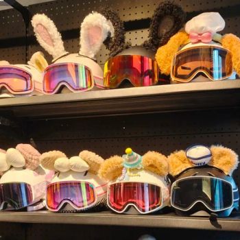 Ski Helmet Accessories Cat Ears Helmet Ornaments Weight 55g Origin Ningbo Age Group Adults Model NO. SS202501 Trademark - Chinapack Ningbo Import & Export Co., Ltd. - China