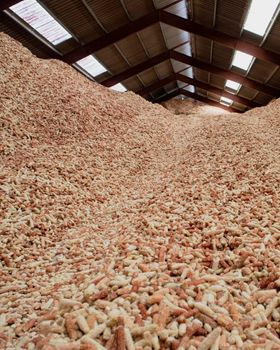 Premium for EN Plus A1 Pine Wood Pellets Bulk 6mm 8mm Factory Direct Fast Delivery Best Price Biomass Fuel for Heating - Smart Agri GmbH - Germany
