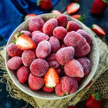 china Frozen Strawberry / IQF Sweet Charlie Strawberry/ American 13 guohai foods factory price from shandong guohai food co.,ltd. china Frozen Strawberry / IQF Sweet Charlie Strawberry/ American 13 guohai foods factory price - shandong guohai food co.,ltd. - China